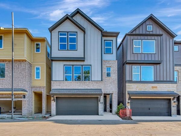 5817 Water Bridge Lane, Fort Worth, TX 76109