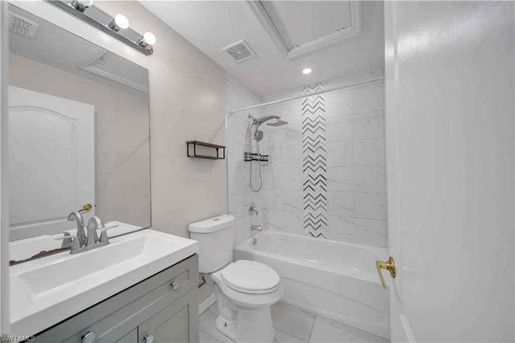 9420 Ivy Brook Run, Unit 301, Fort Myers, FL 33913 Photo