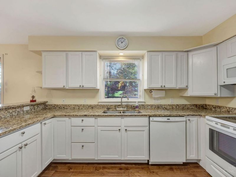 6855 Sayler Avenue, Cincinnati, OH 45233 Photo 6