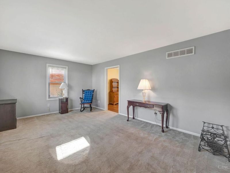 6855 Sayler Avenue, Cincinnati, OH 45233 Photo 9