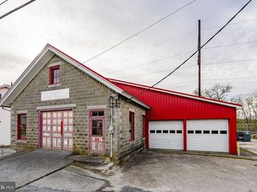 3576 E LINCOLN HIGHWAY, PARADISE, PA 17562