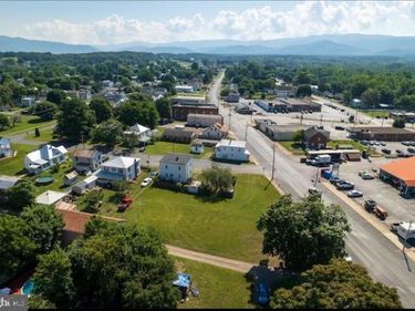 SPOTSWOOD, ELKTON, VA 22827