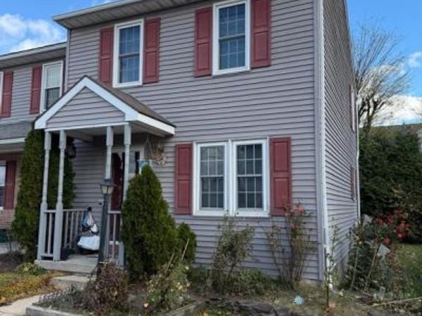 80 DILLER AVENUE, Unit 9, NEW HOLLAND, PA 17557