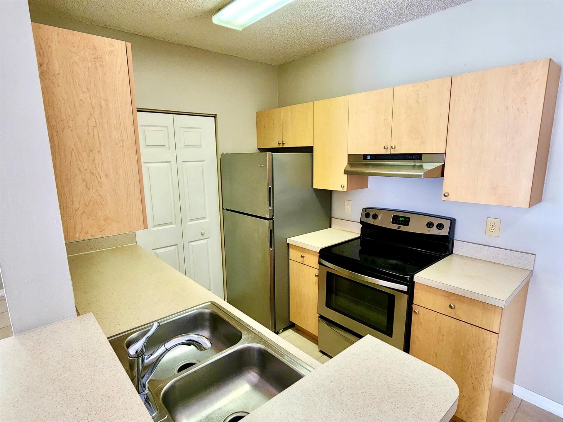 10366 Fox Trail Road S, Unit 1703, Royal Palm Beach, FL 33411 Photo