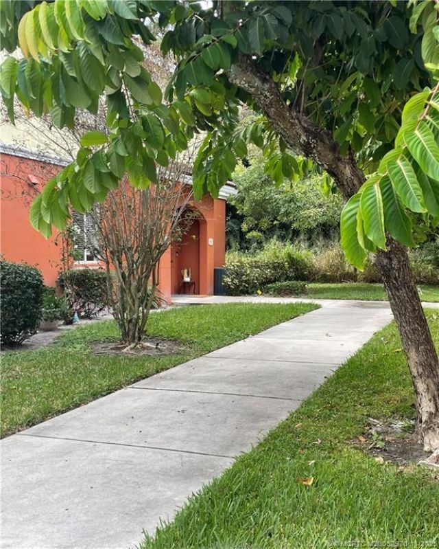 59 SE Palermo Court, Unit 203, Stuart, FL 34994 Photo