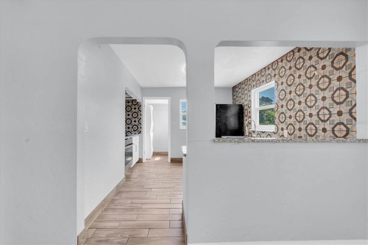 1101 A 28th Street N, Saint Petersburg, FL 33713 Photo