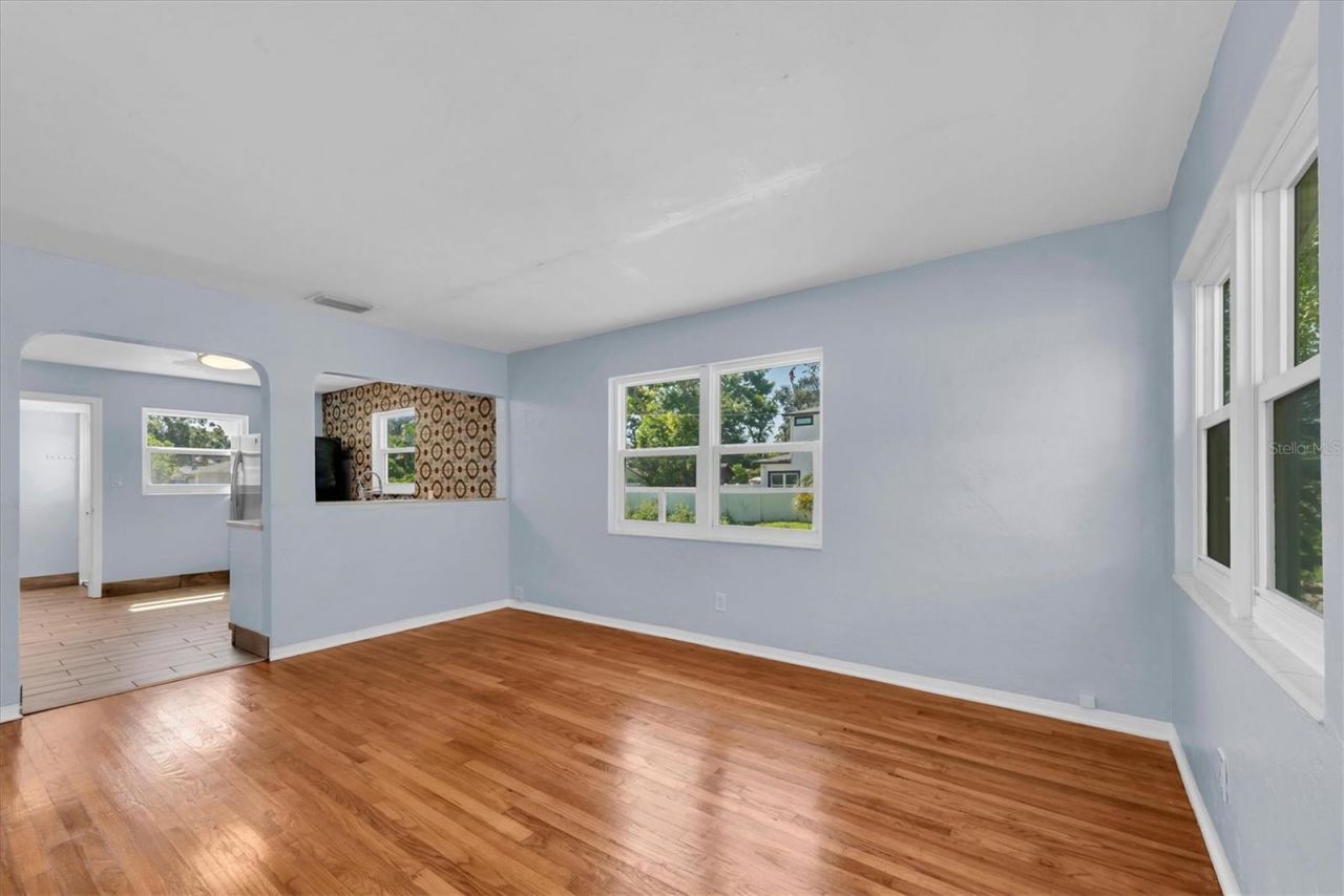 1101 A 28th Street N, Saint Petersburg, FL 33713 Photo