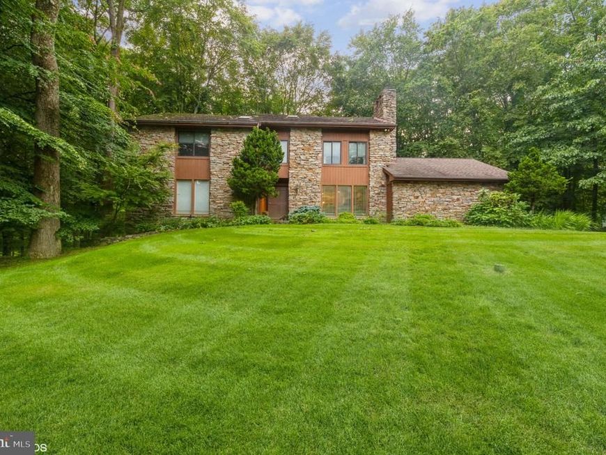 8 Jenny Lane, Pikesville, MD 21208 Main Photo