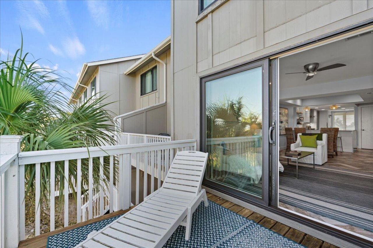 4 Harbor Drive Photo 18