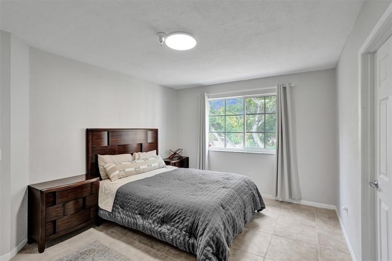 127 Yacht Club Way, Unit 112, Hypoluxo, FL 33462 Photo