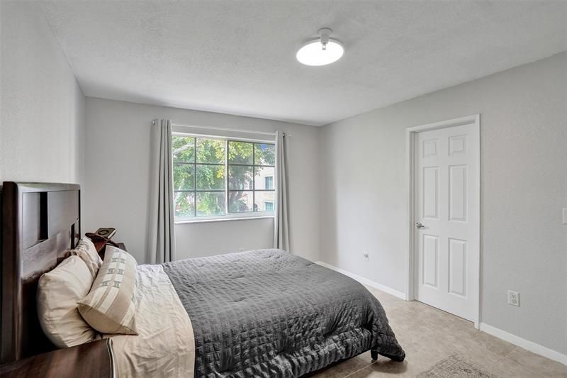 127 Yacht Club Way, Unit 112, Hypoluxo, FL 33462 Photo