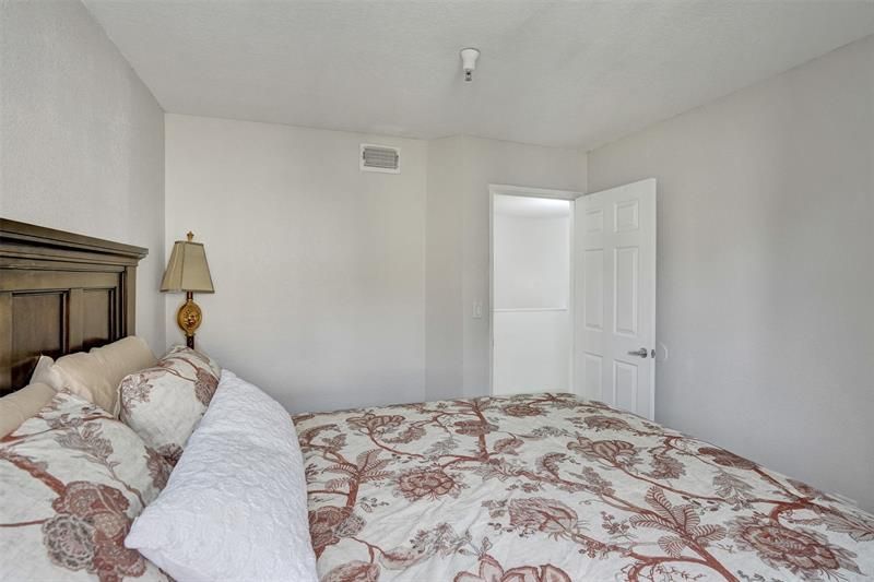 127 Yacht Club Way, Unit 112, Hypoluxo, FL 33462 Photo