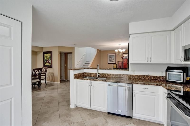 127 Yacht Club Way, Unit 112, Hypoluxo, FL 33462 Photo