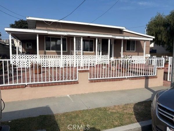 3661 Seabright, Long Beach, CA 90810