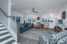 204 Saunter Court photo 4