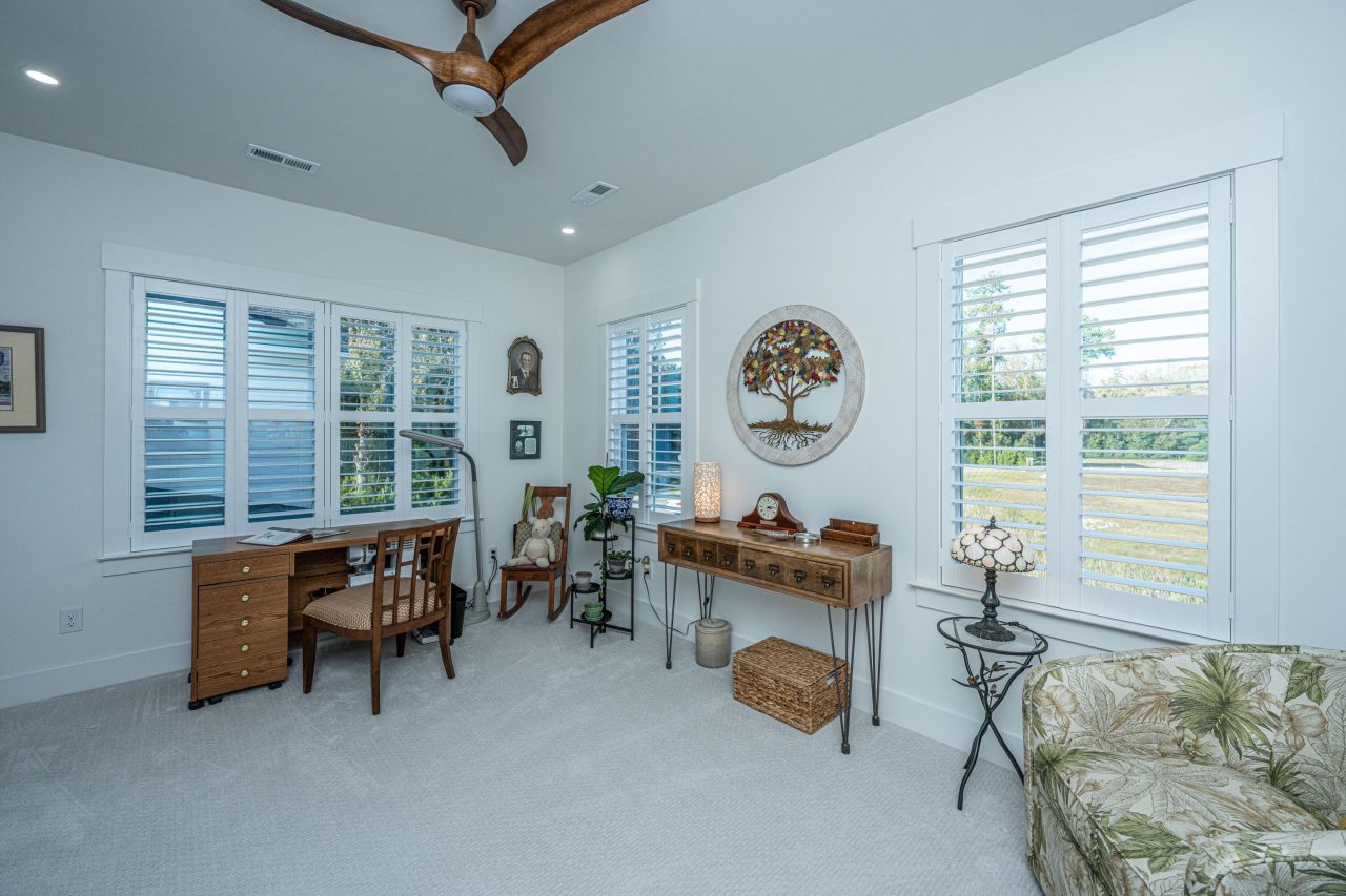 204 Saunter Court Photo 36