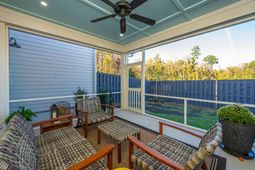 204 Saunter Court photo 4