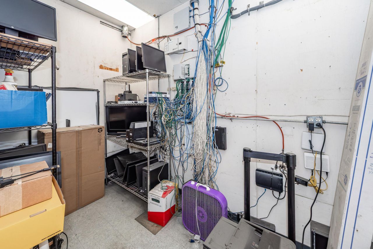 2850 W 5 Th N Street Photo 29