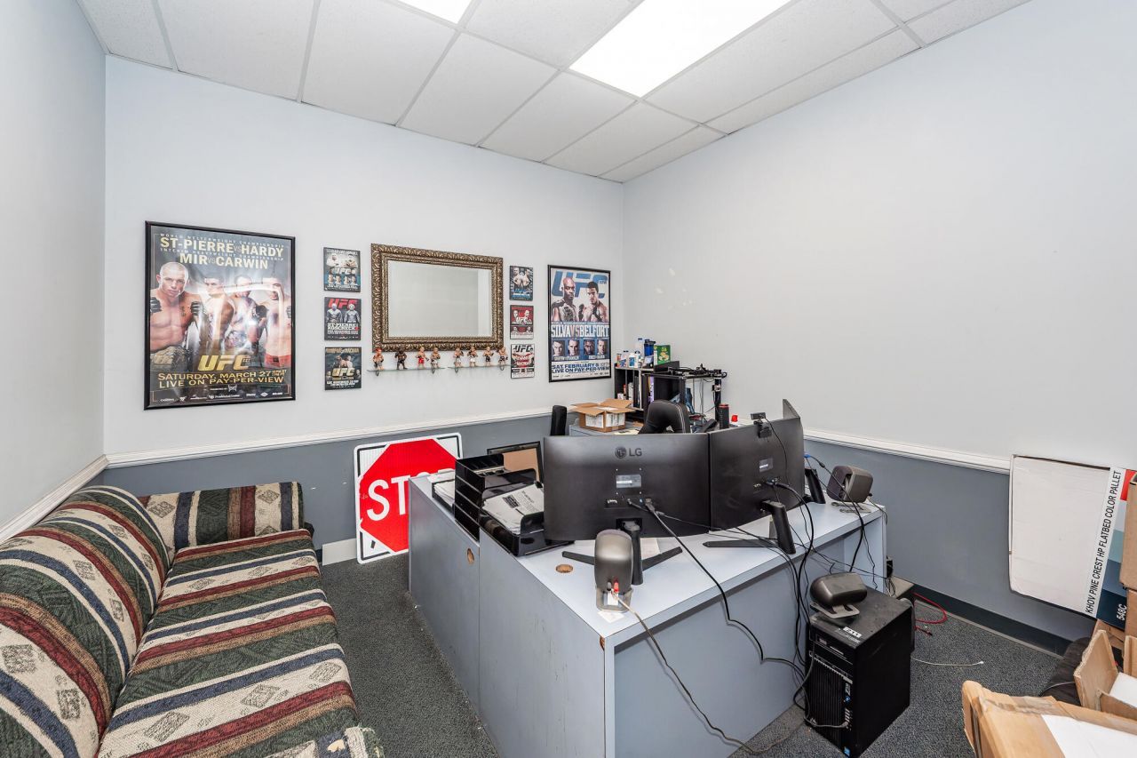 2850 W 5 Th N Street Photo 32