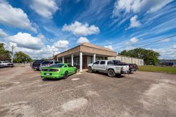 2850 W 5 Th N Street photo 4