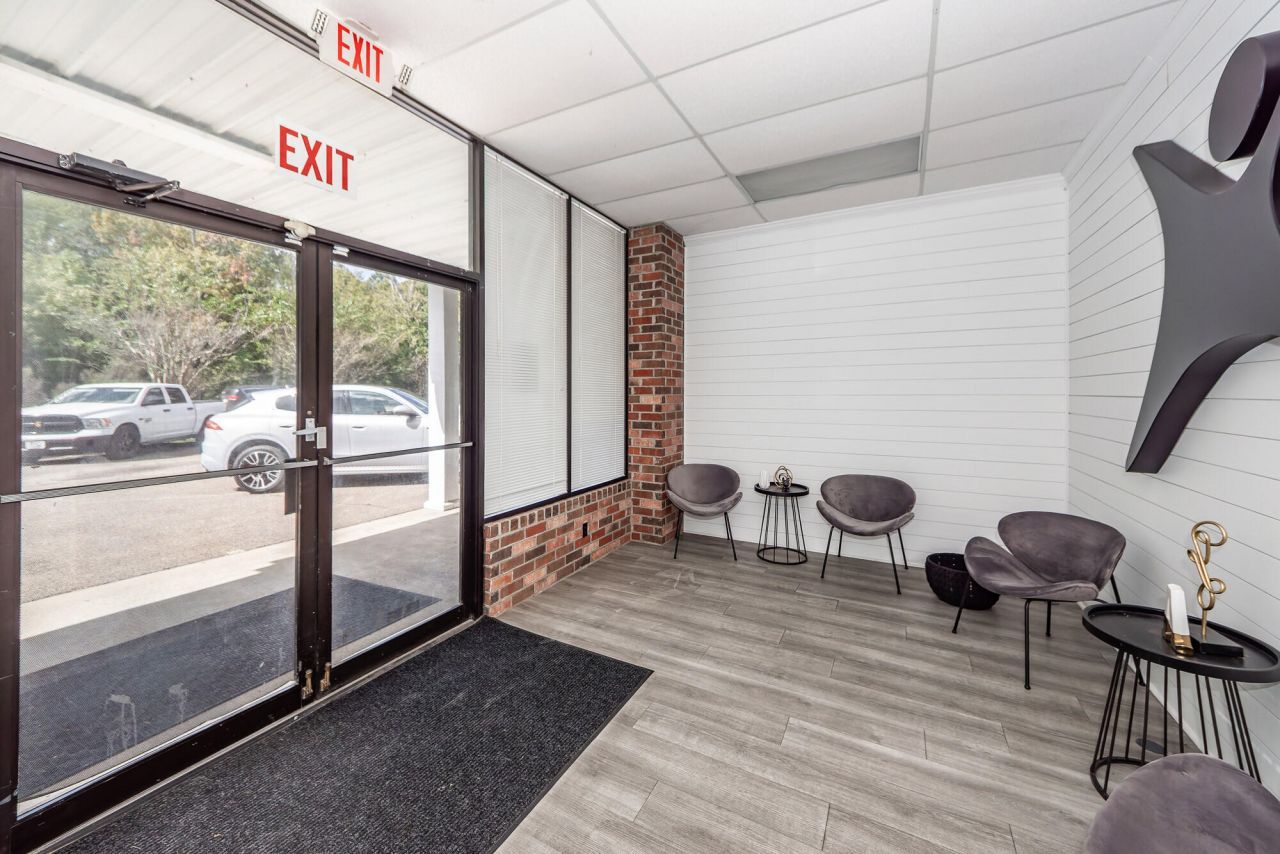 2850 W 5 Th N Street Photo 6