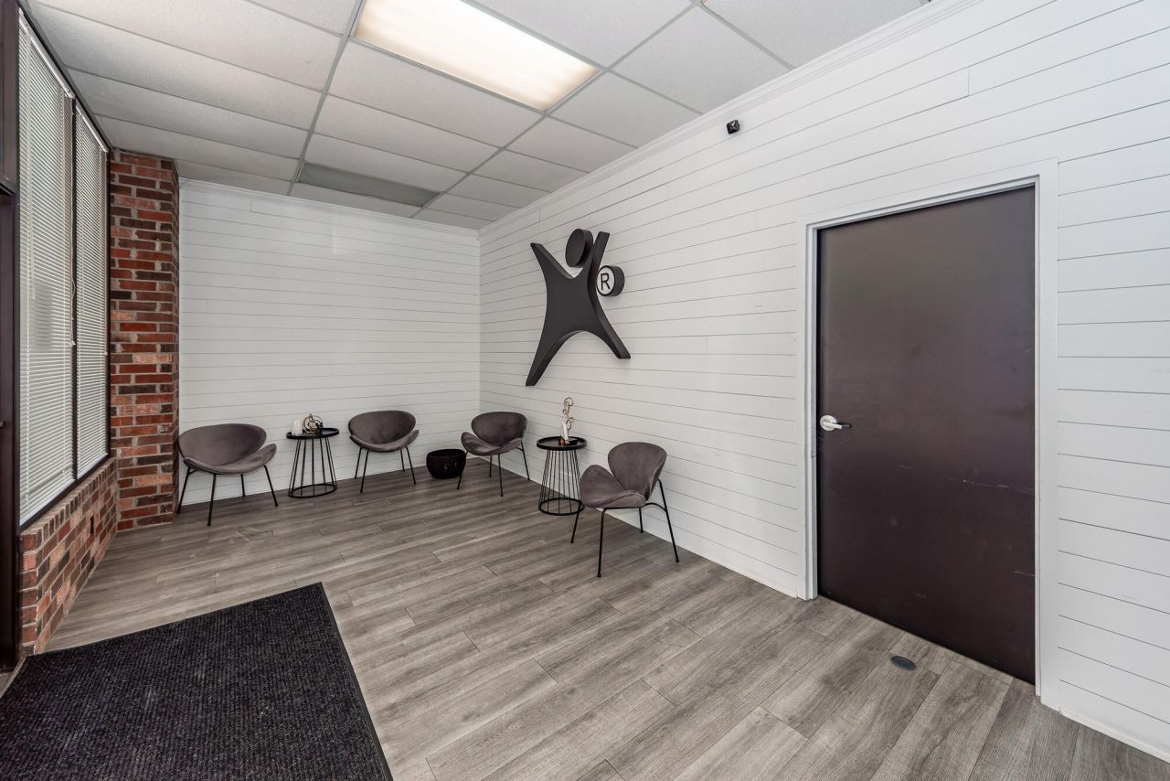 2850 W 5 Th N Street Photo 8