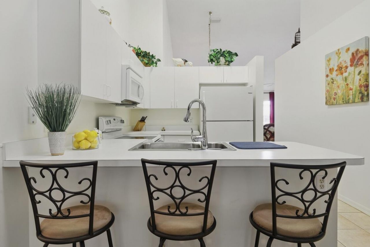 1054 NW Tuscany Drive, Port Saint Lucie, FL 34986 Photo