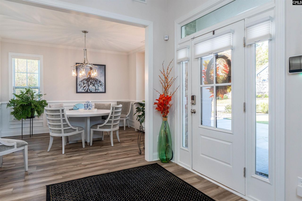 905 Knowles Loop Photo 15