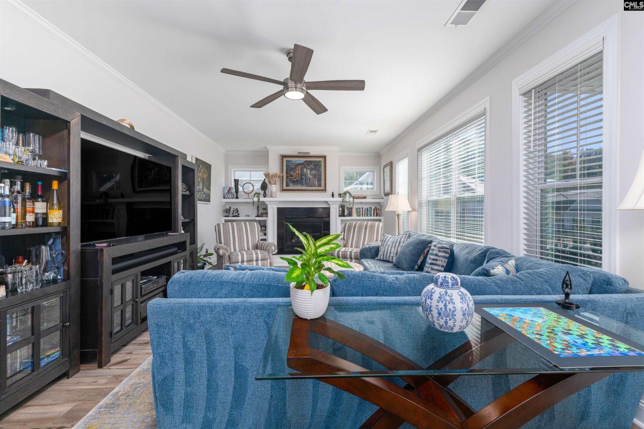 905 Knowles Loop Photo 20