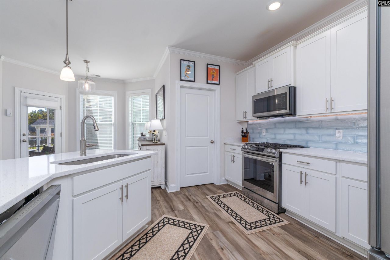 905 Knowles Loop Photo 26