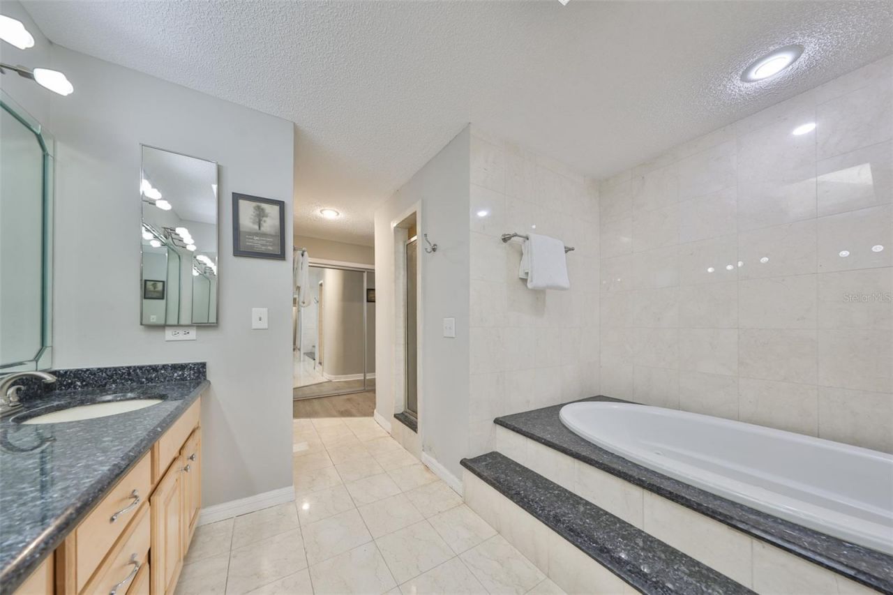 1902 Sweet Bay Court, Plant City, FL 33566 Photo