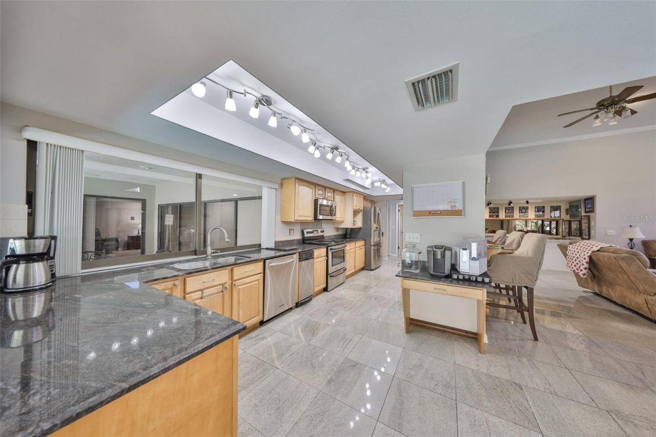 1902 Sweet Bay Court, Plant City, FL 33566 Photo