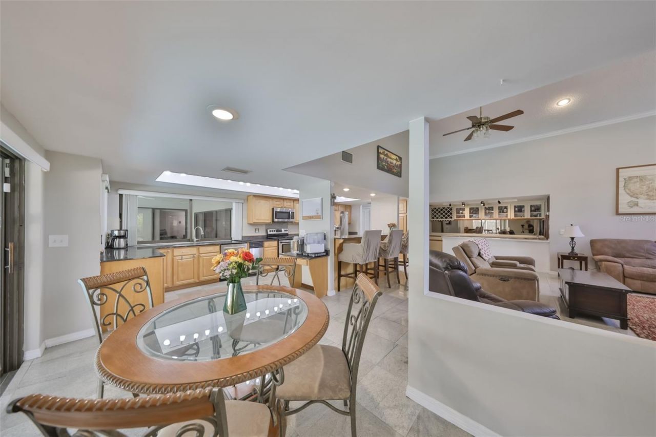 1902 Sweet Bay Court, Plant City, FL 33566 Photo