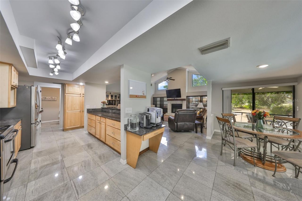 1902 Sweet Bay Court, Plant City, FL 33566 Photo