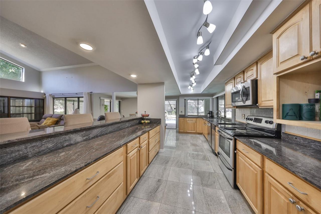 1902 Sweet Bay Court, Plant City, FL 33566 Photo