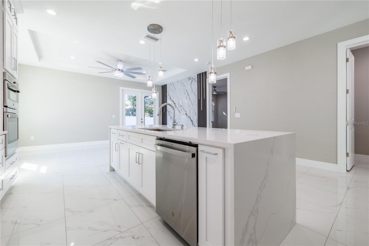 4006 W La Salle Street, Tampa, FL 33607 Photo