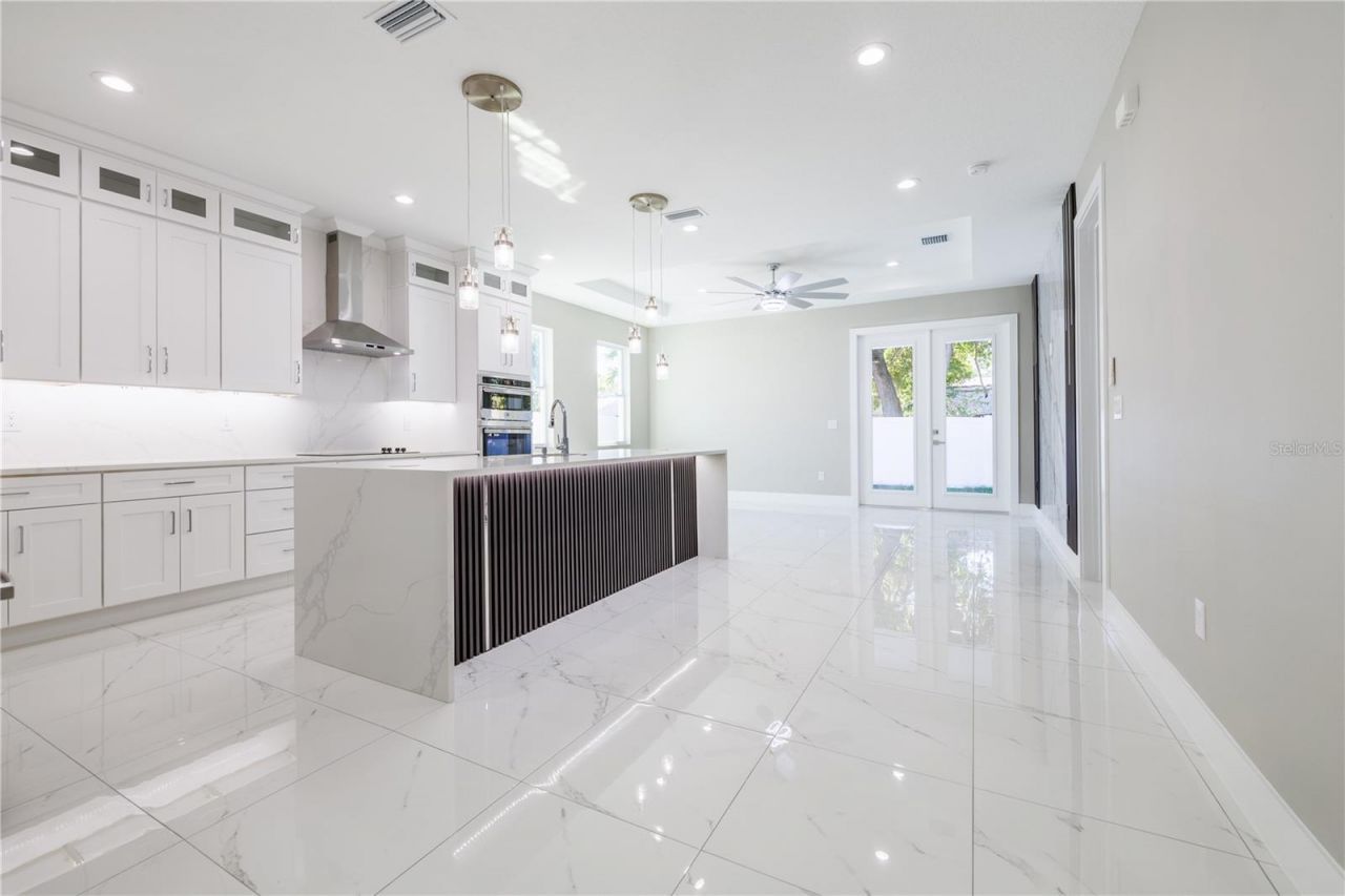 4006 W La Salle Street, Tampa, FL 33607 Photo