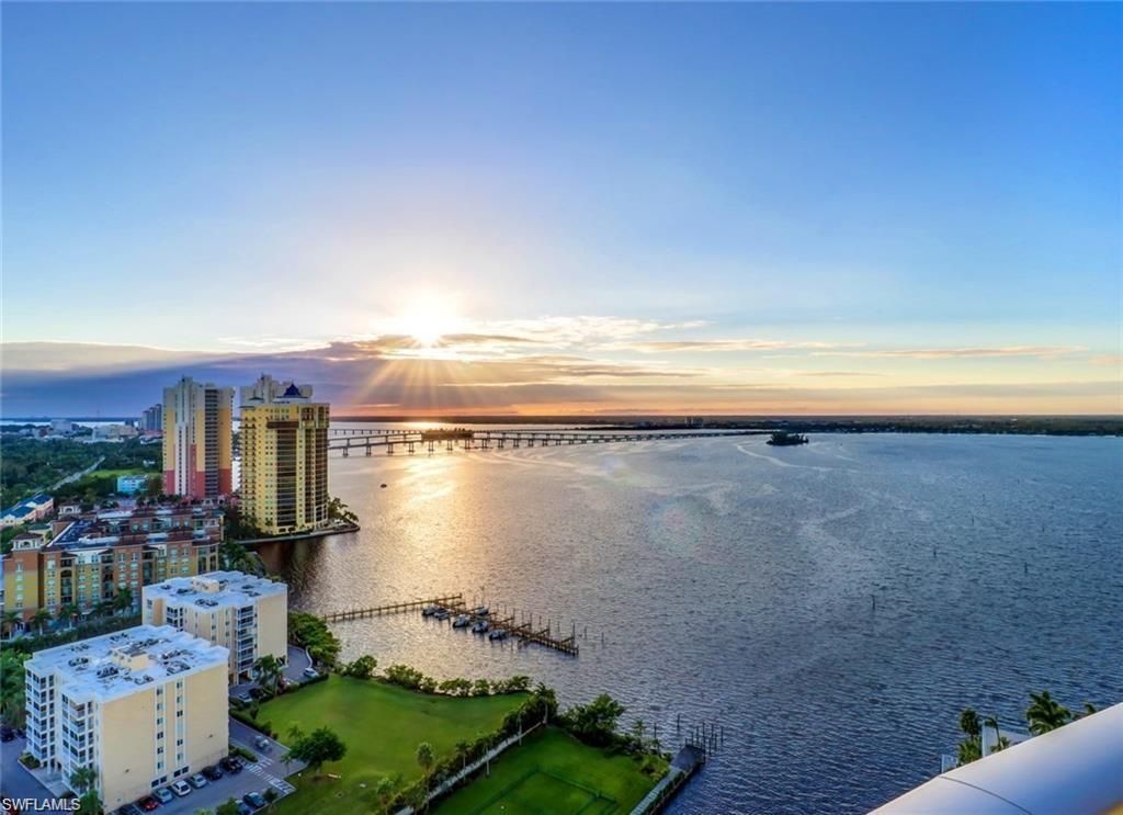 3000 Oasis Grand Blvd, Unit 2604, Fort Myers, FL 33916 Photo