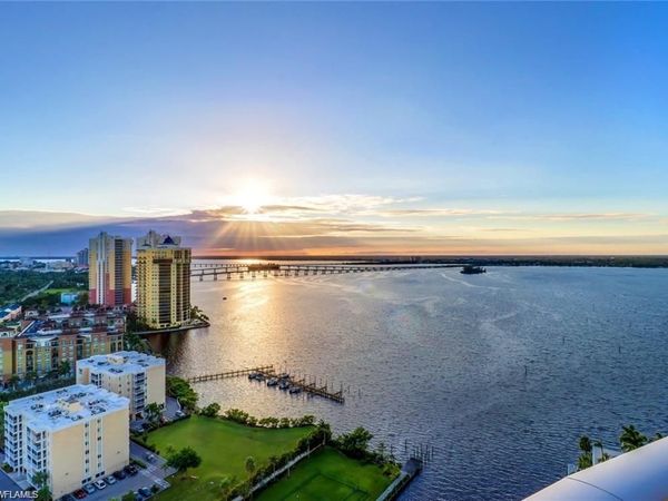 3000 Oasis Grand BLVD, Unit 2604, FORT MYERS, FL 33916