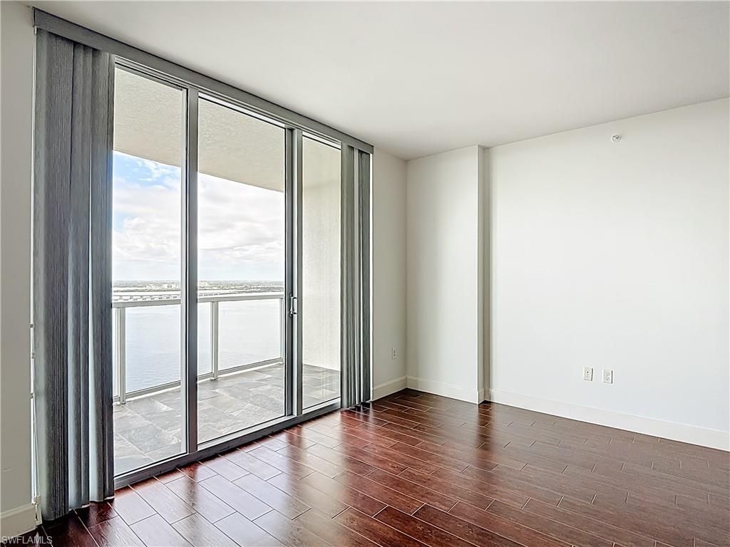 3000 Oasis Grand Blvd, Unit 2604, Fort Myers, FL 33916 Photo