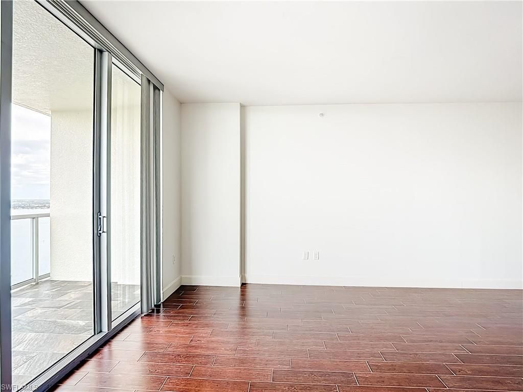 3000 Oasis Grand Blvd, Unit 2604, Fort Myers, FL 33916 Photo