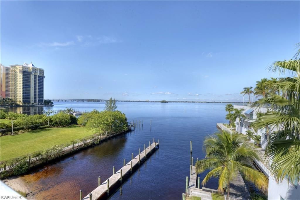 3000 Oasis Grand Blvd, Unit 2604, Fort Myers, FL 33916 Photo