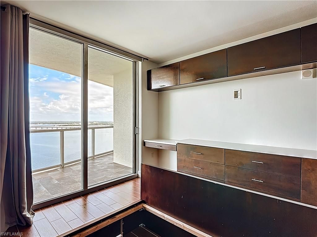 3000 Oasis Grand Blvd, Unit 2604, Fort Myers, FL 33916 Photo