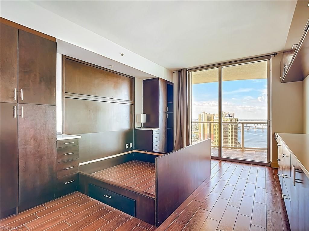 3000 Oasis Grand Blvd, Unit 2604, Fort Myers, FL 33916 Photo