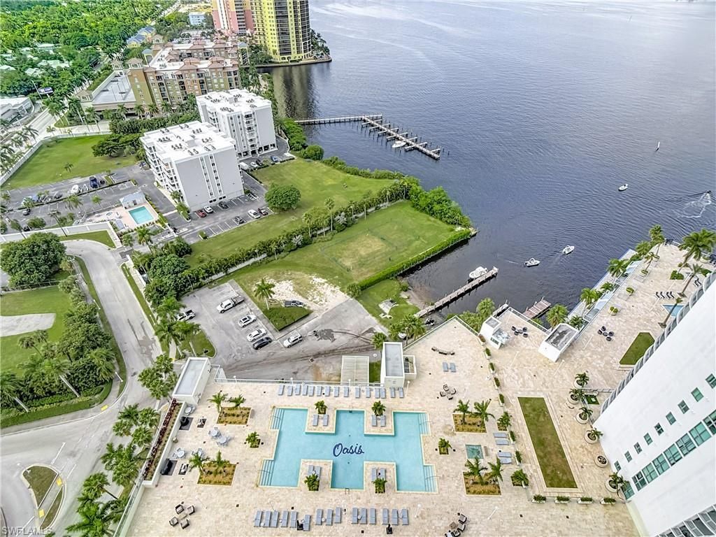 3000 Oasis Grand Blvd, Unit 2604, Fort Myers, FL 33916 Photo
