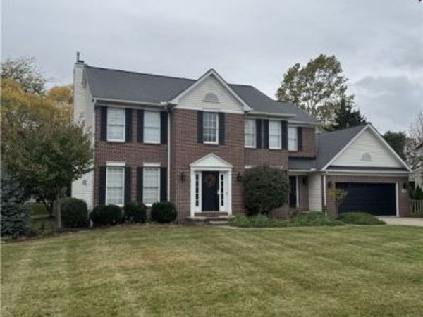 31866 Hazelwood Lane, Avon Lake, OH 44012