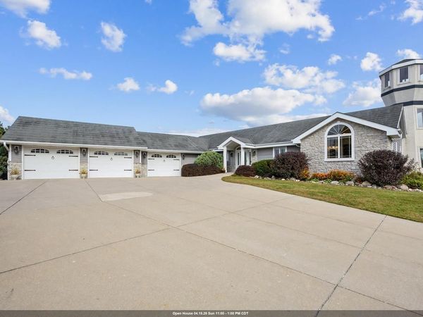7207 FAIRVIEW ROAD, Denmark, WI 54208