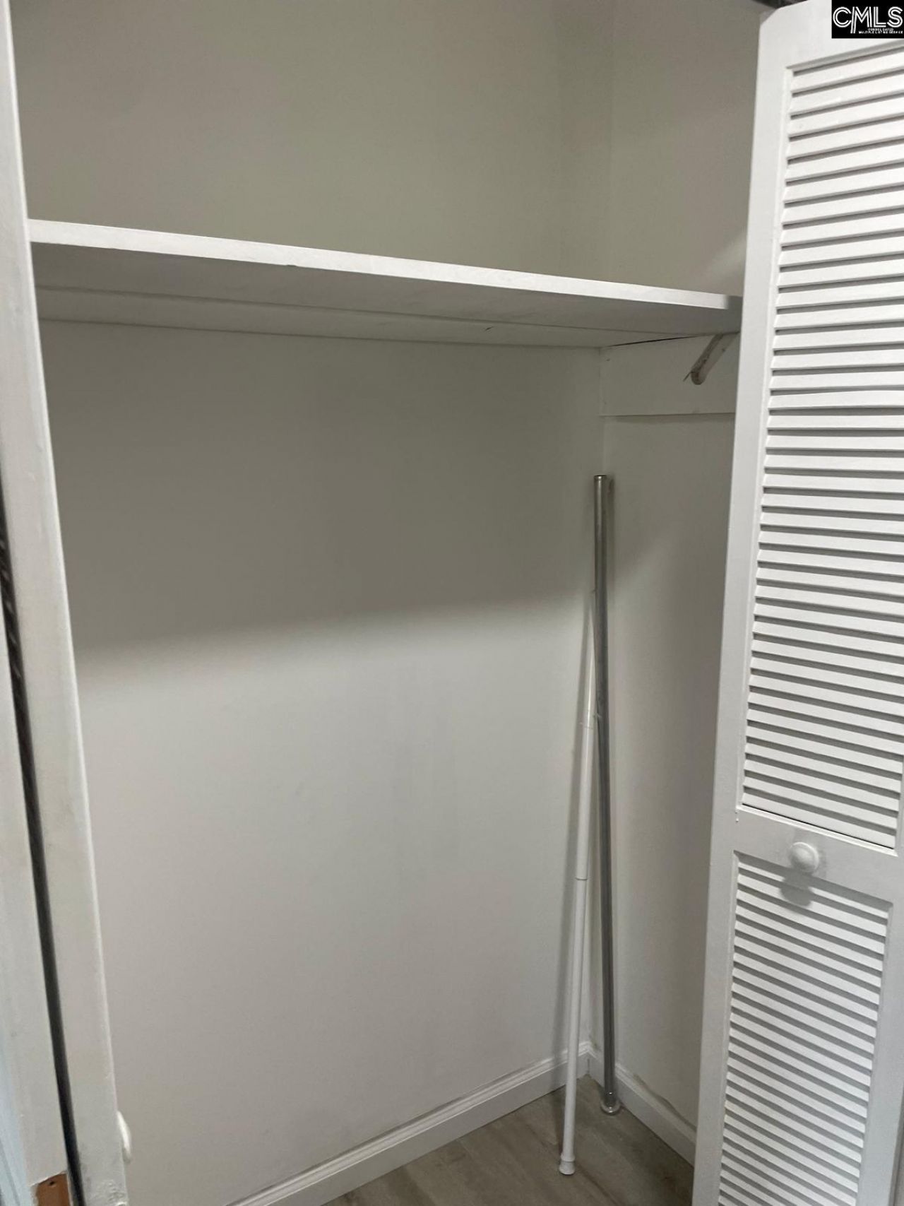 153 Lionsgate Drive  Photo 17