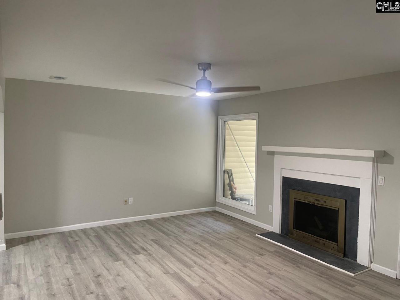 153 Lionsgate Drive  Photo 7