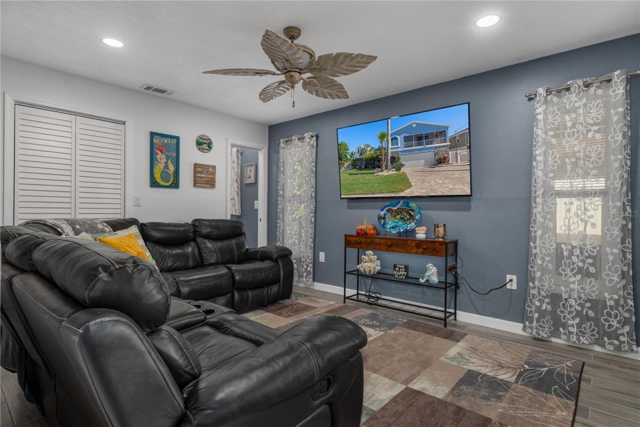 4128 Camelia Drive, Hernando Beach, FL 34607 Photo